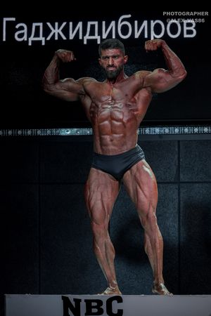 CLASSIC PHYSIQUE